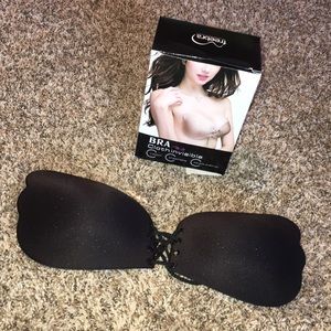 No Strap Invisible Bra👀